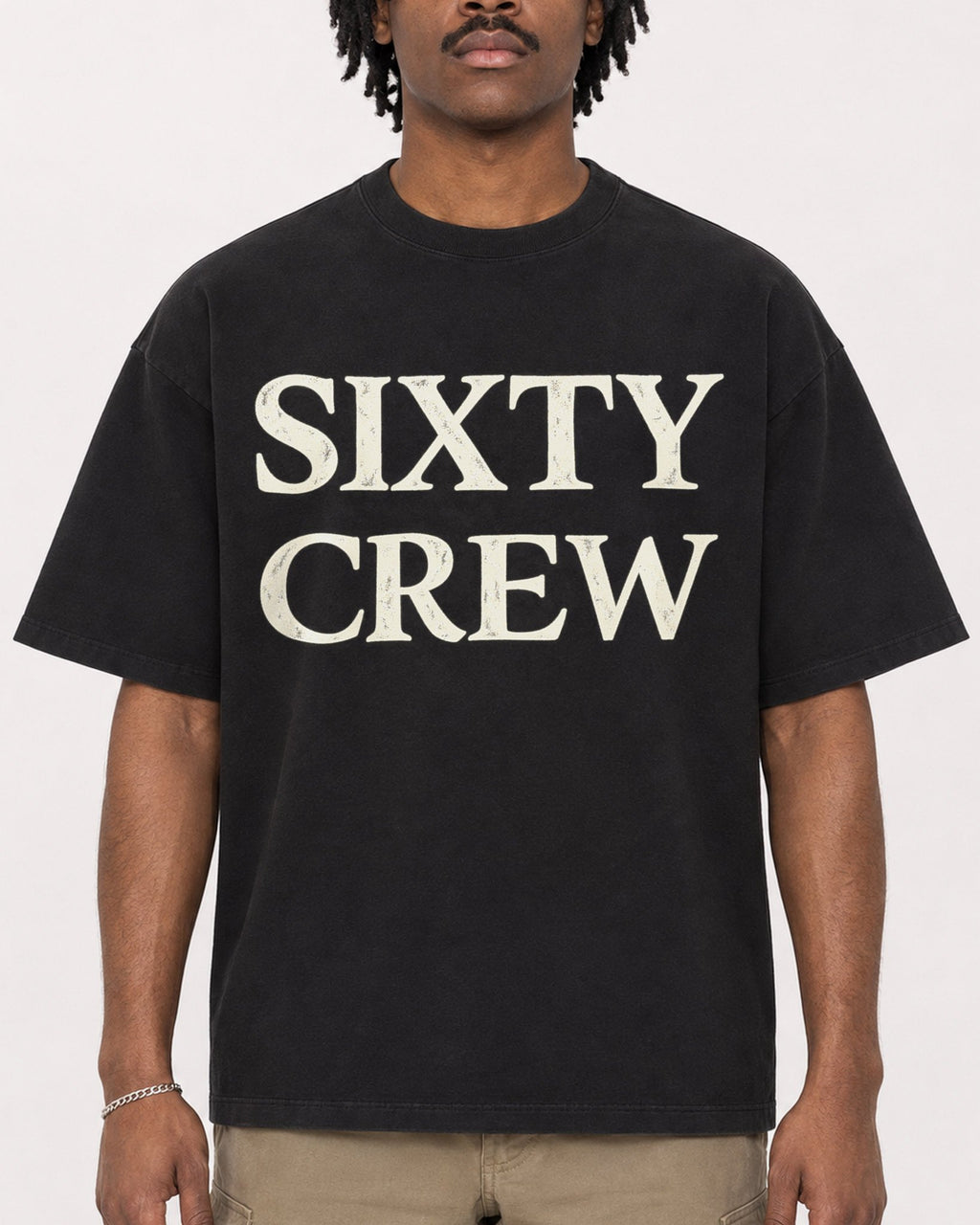 Mockup Boxy Heavyweight Tee Black male close-up 04