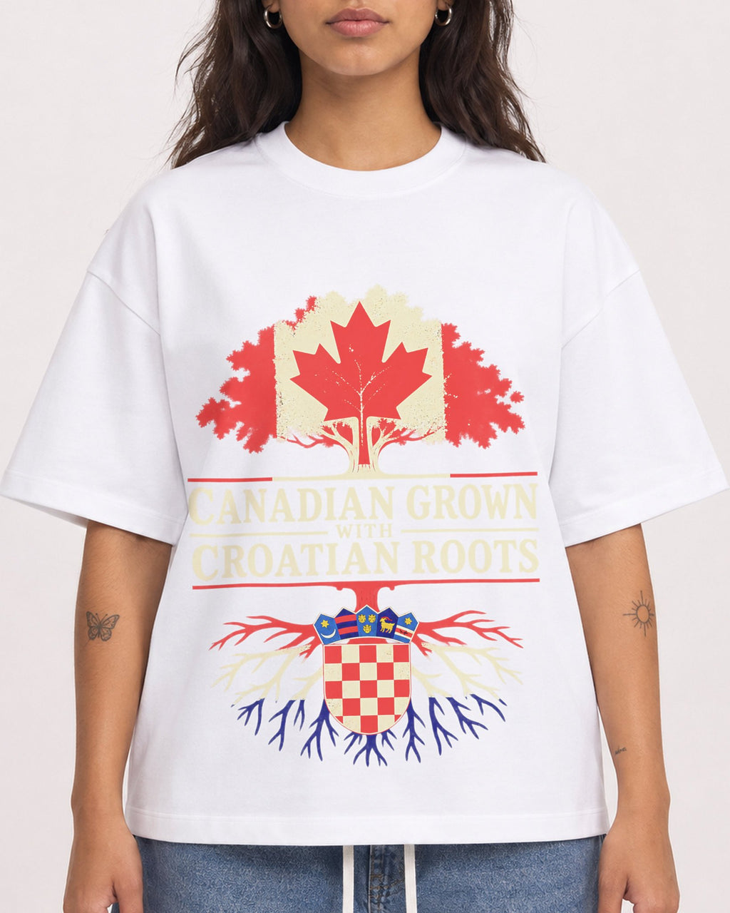 Mockup Boxy Heavyweight Tee White female close-up 06