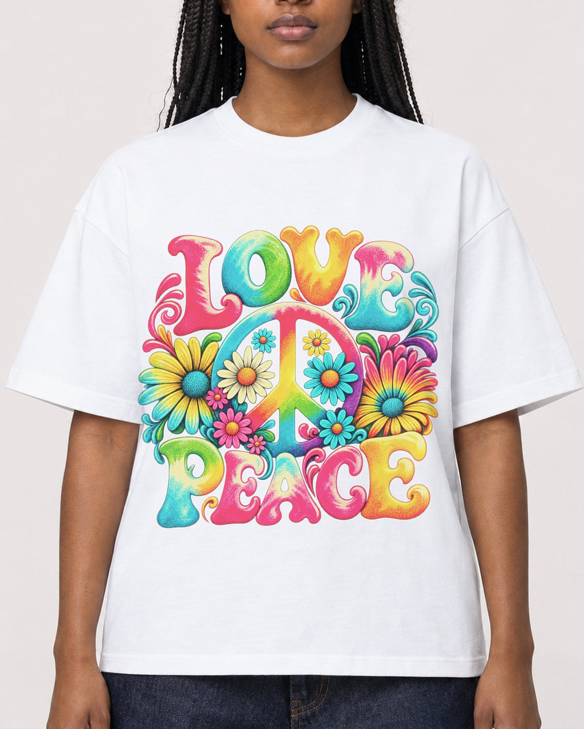 Mockup Boxy Heavyweight Tee White female close-up 04