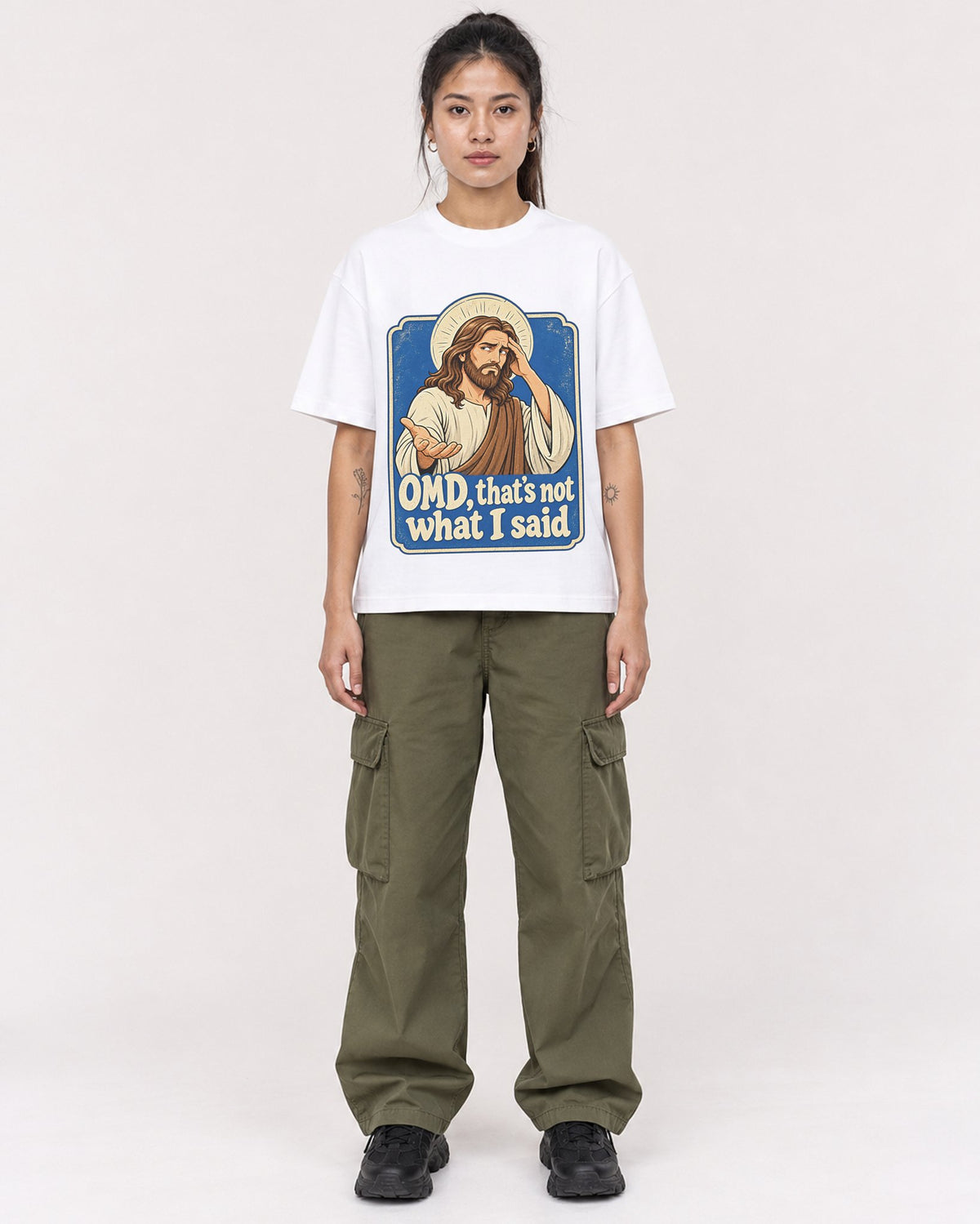 Mockup Boxy Heavyweight Tee White female full-body 42