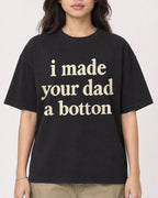 Mockup Boxy Heavyweight Tee Black female close-up 02