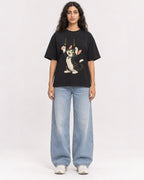 Mockup Boxy Heavyweight Tee Black female full-body 07