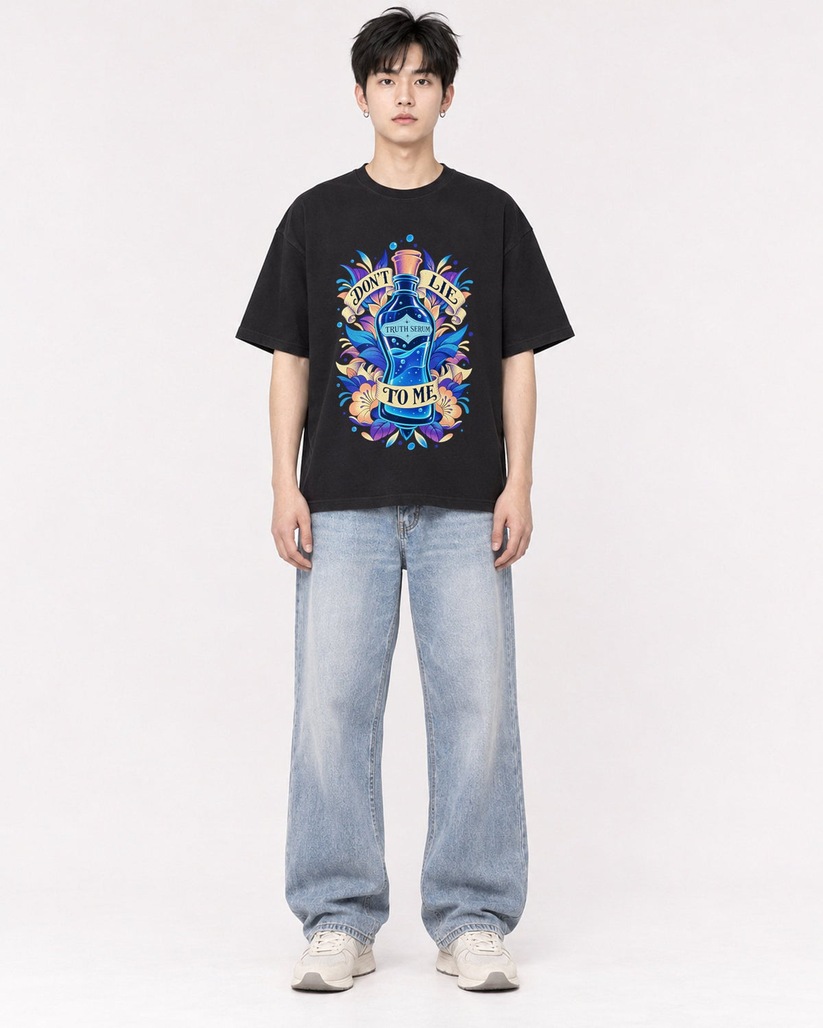 Mockup Boxy Heavyweight Tee Black male full-body 01
