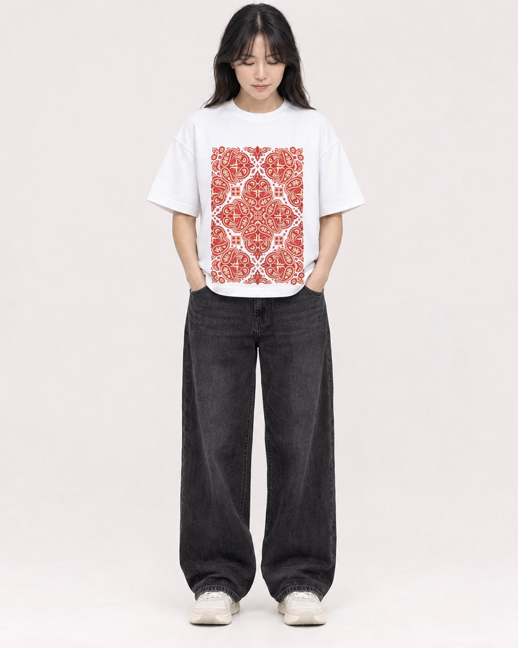 Mockup Boxy Heavyweight Tee White female full-body 13