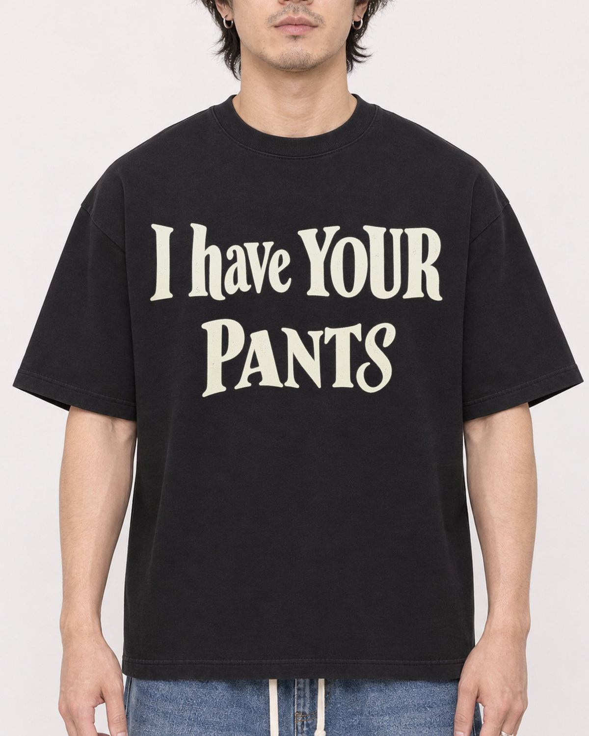 Mockup Boxy Heavyweight Tee Black male close-up 03