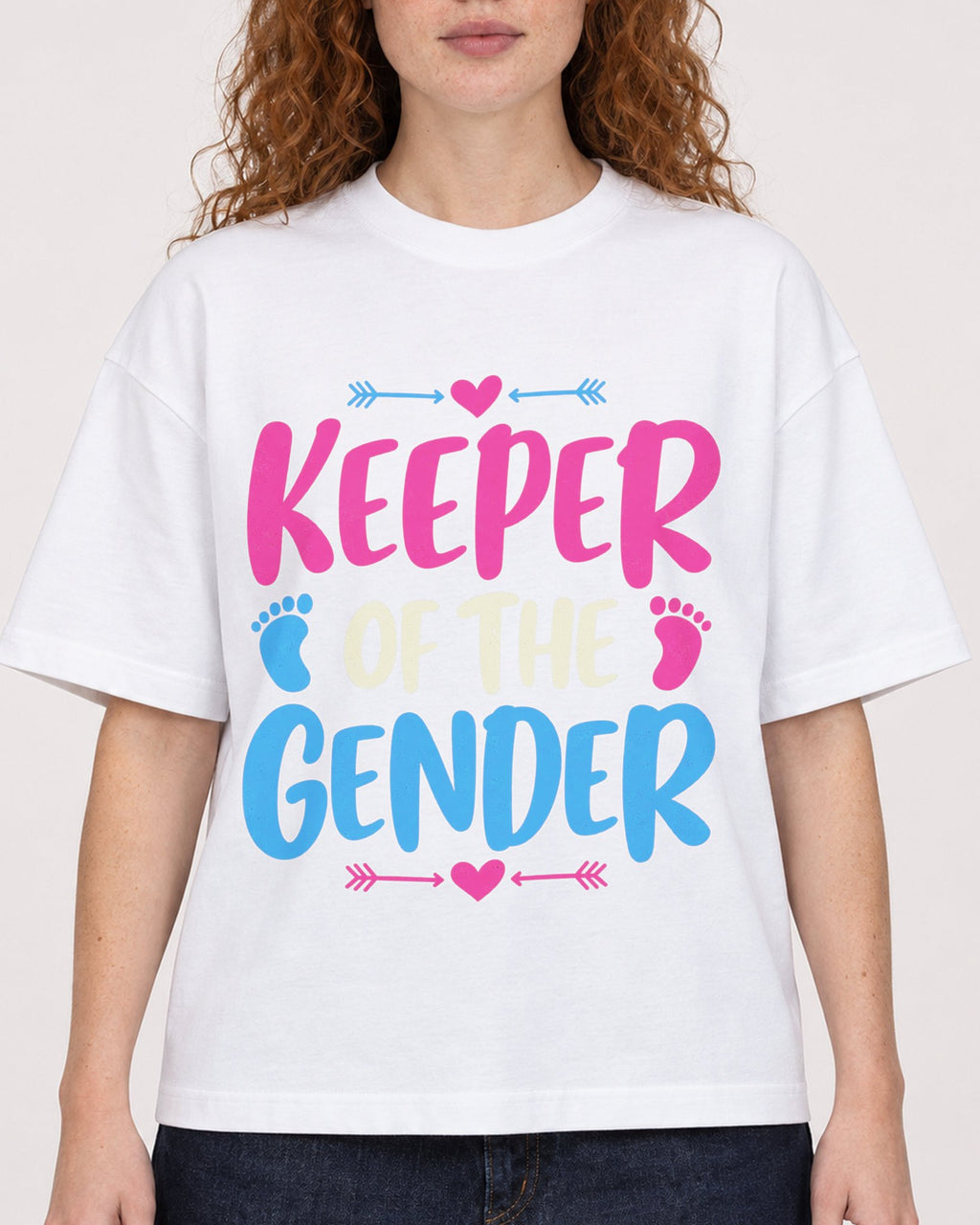 Mockup Boxy Heavyweight Tee White female close-up 09