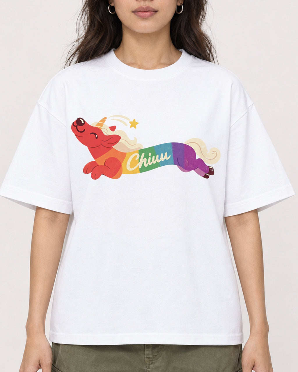 Mockup Boxy Heavyweight Tee White female close-up 02