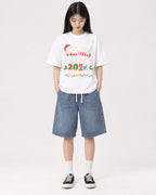 Mockup Boxy Heavyweight Tee White female full-body 01