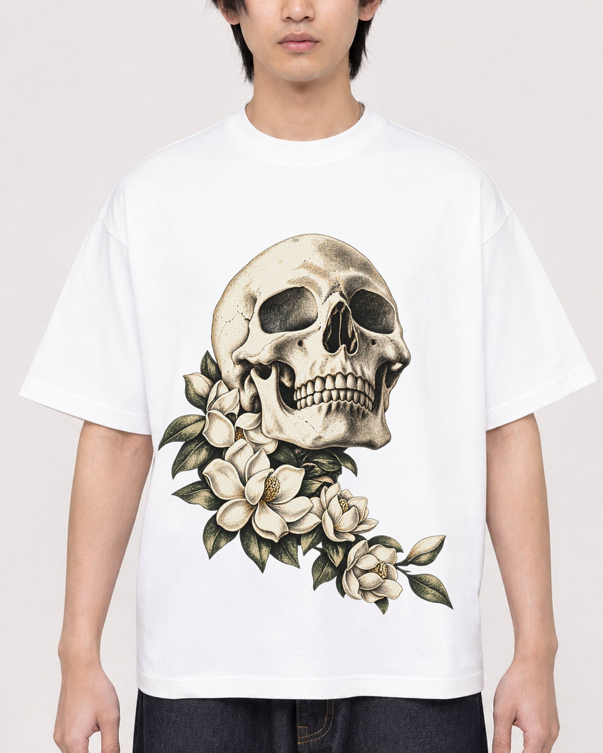 Mockup Boxy Heavyweight Tee White male close-up 11