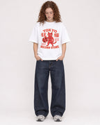 Mockup Boxy Heavyweight Tee White female full-body 09