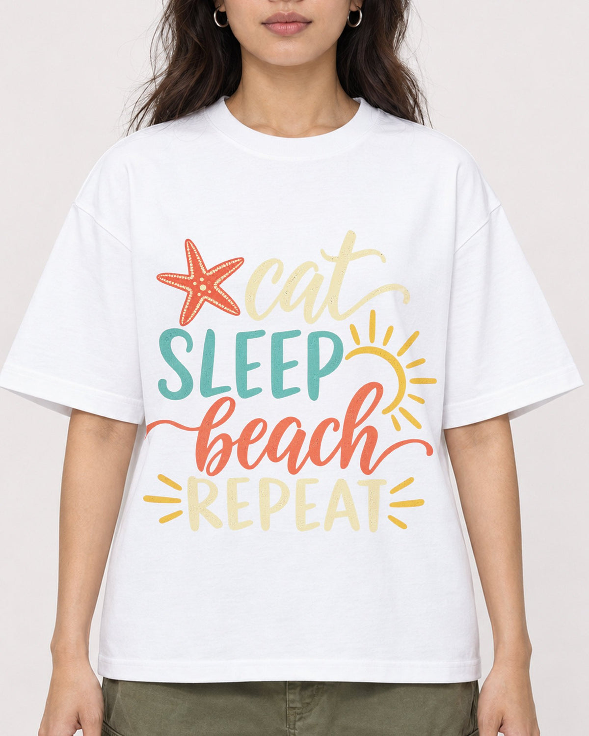 Mockup Boxy Heavyweight Tee White female close-up 02