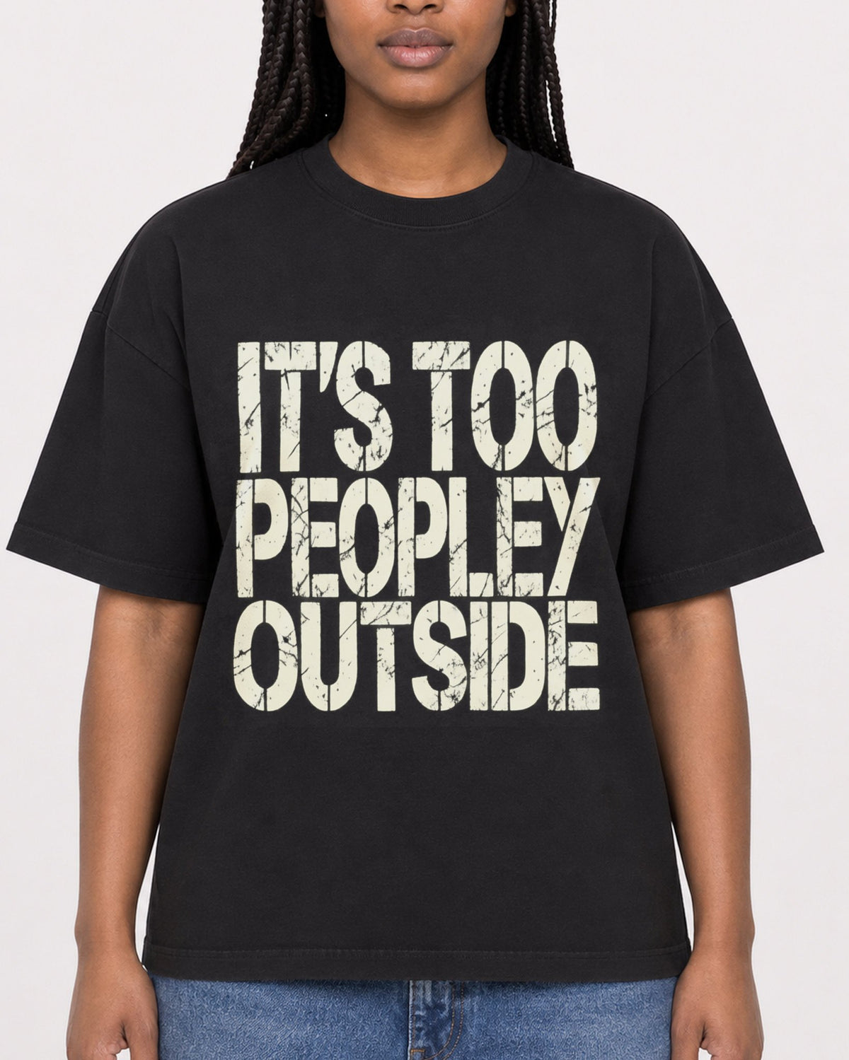 Mockup Boxy Heavyweight Tee Black female close-up 04
