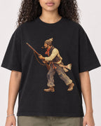 Mockup Boxy Heavyweight Tee Black female close-up 10