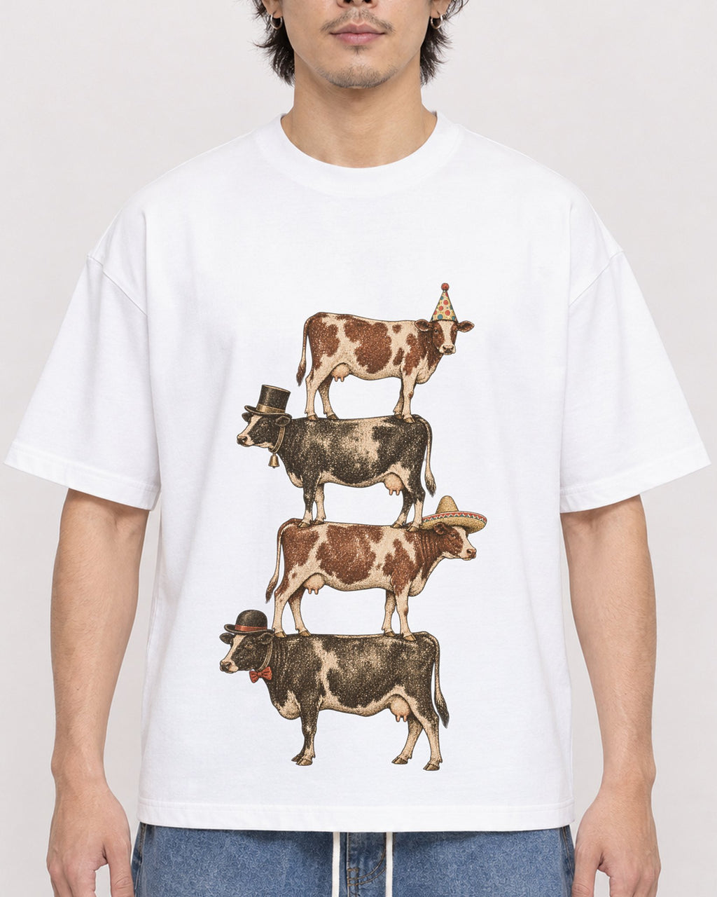 Mockup Boxy Heavyweight Tee White male close-up 03
