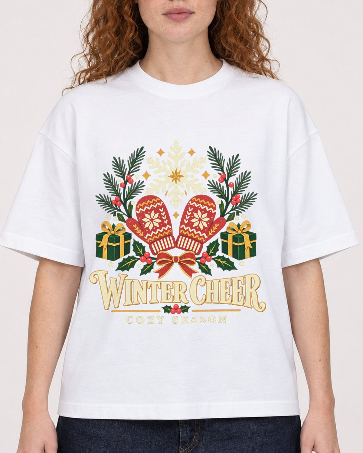 Mockup Boxy Heavyweight Tee White female close-up 09