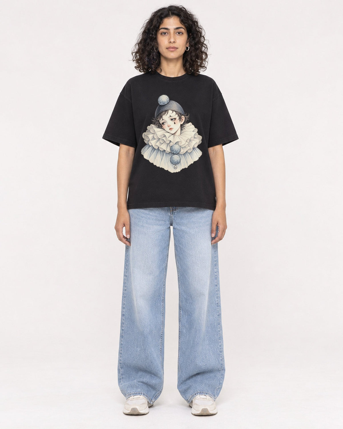 Mockup Boxy Heavyweight Tee Black female full-body 27