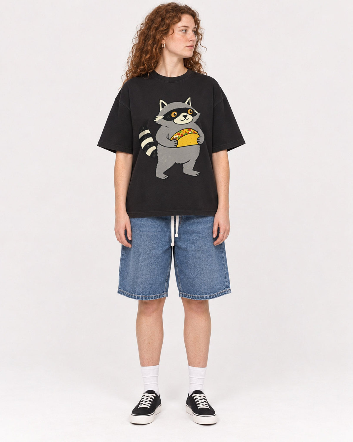 Mockup Boxy Heavyweight Tee Black female full-body 09