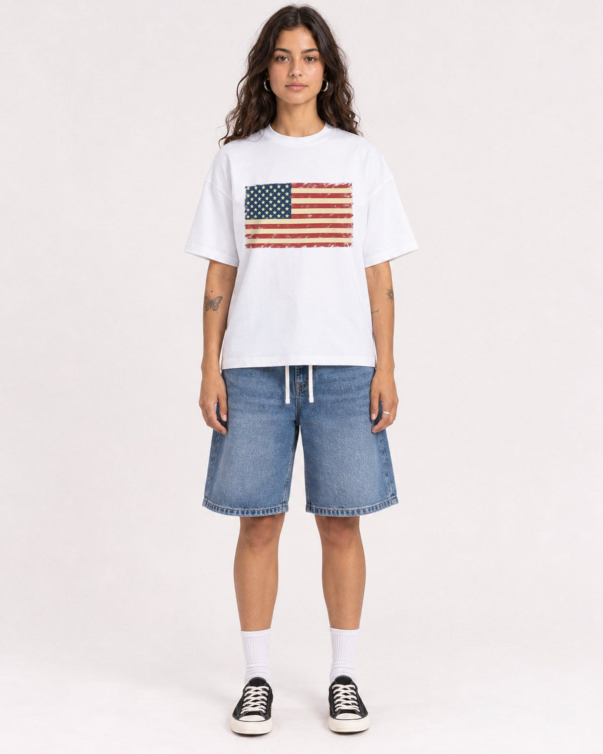 Mockup Boxy Heavyweight Tee White female full-body 06