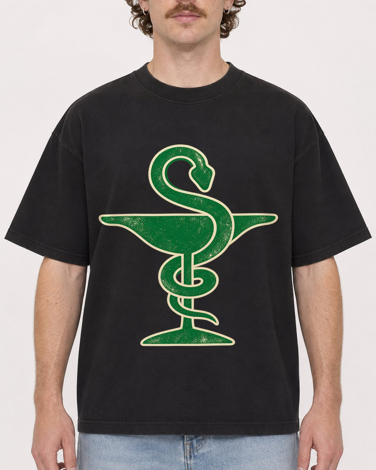 Mockup Boxy Heavyweight Tee Black male close-up 09