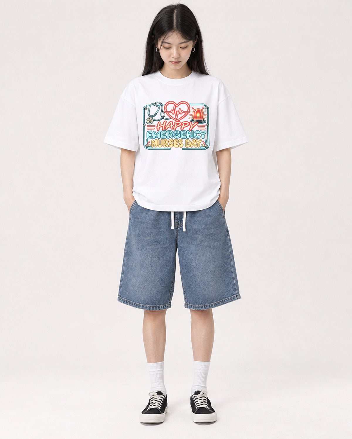 Mockup Boxy Heavyweight Tee White female full-body 01