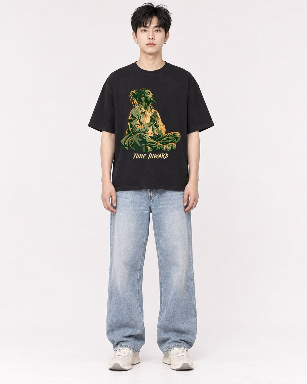 Mockup Boxy Heavyweight Tee Black male full-body 01