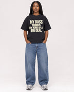 Mockup Boxy Heavyweight Tee Black female full-body 04