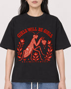 Mockup Boxy Heavyweight Tee Black female close-up 13