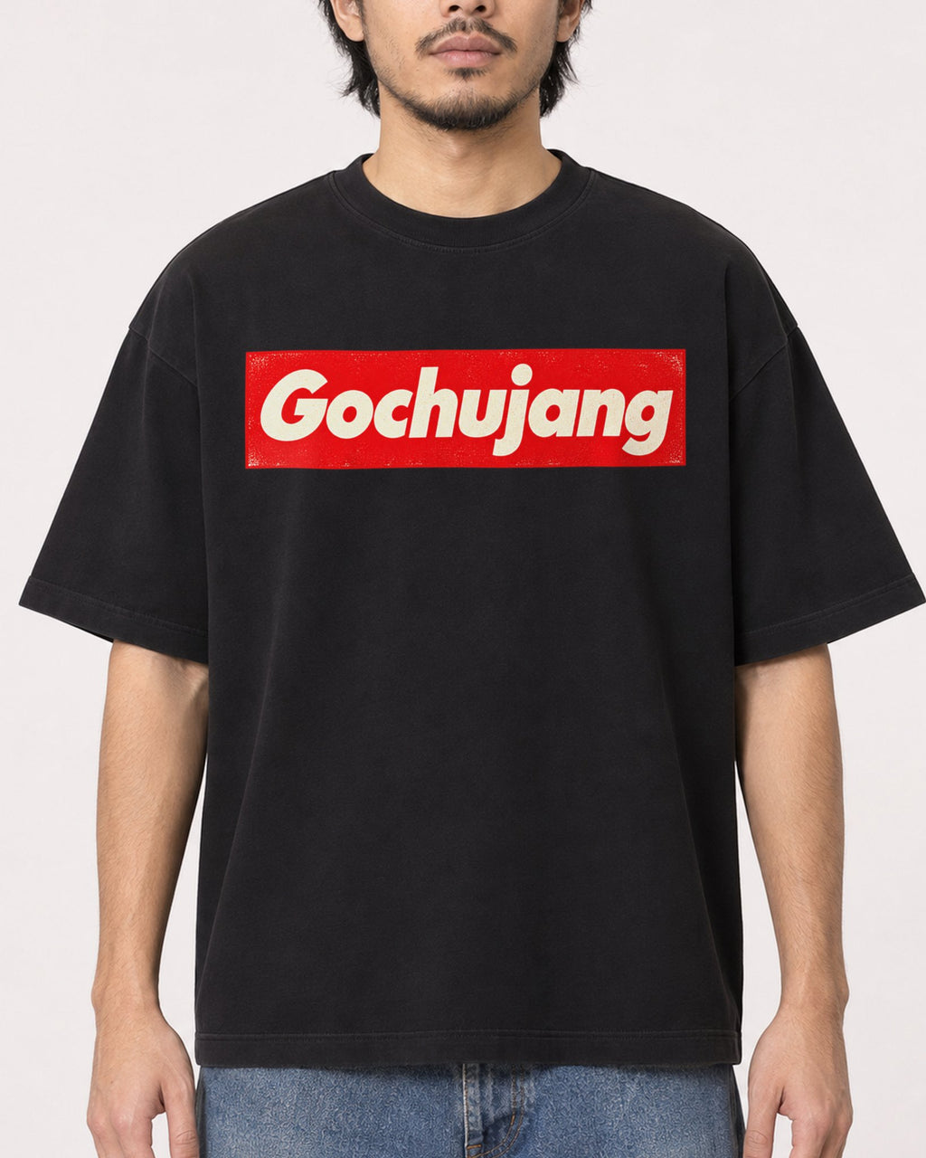 Mockup Boxy Heavyweight Tee Black male close-up 22