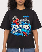 Mockup Boxy Heavyweight Tee Black female close-up 05