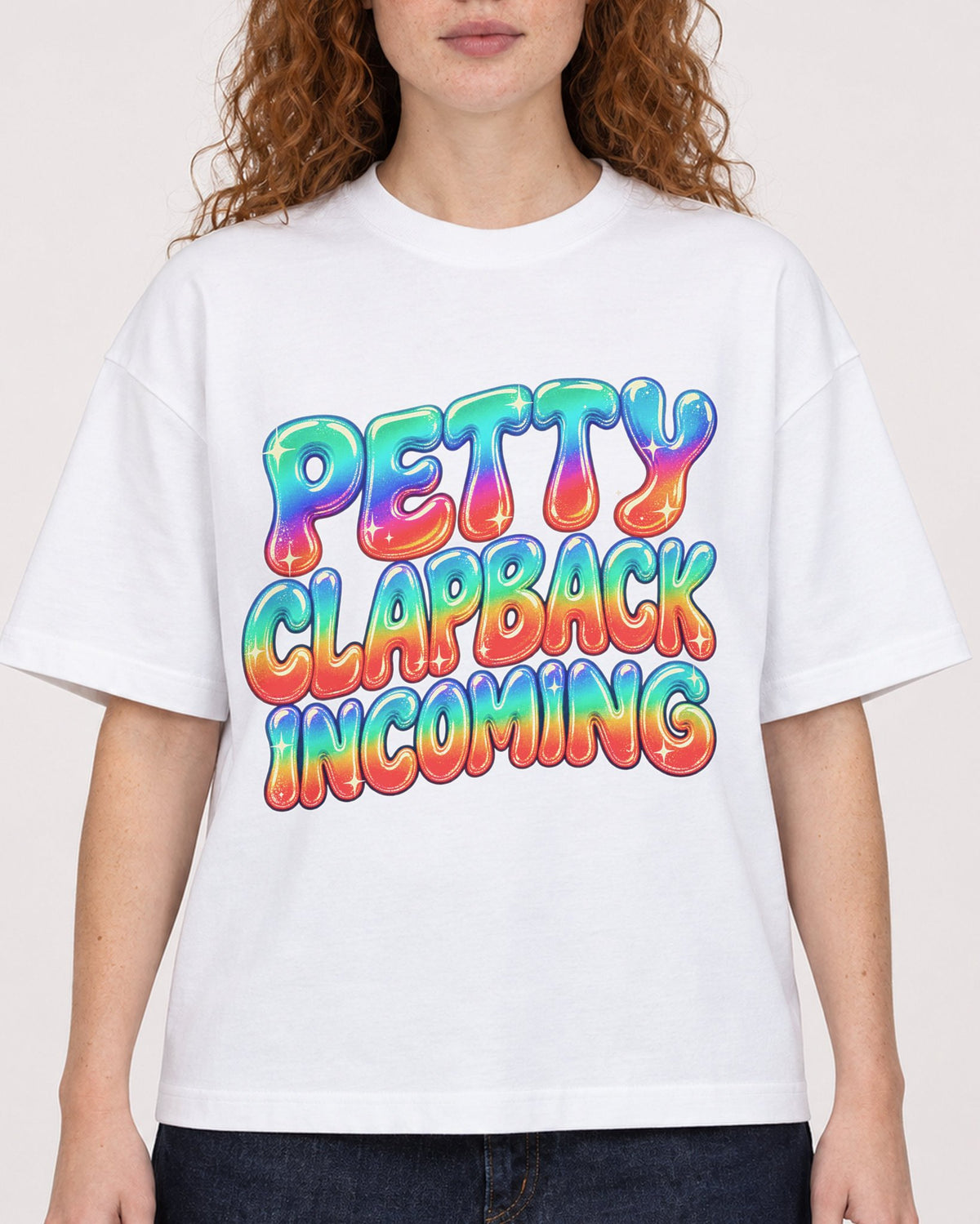 Mockup Boxy Heavyweight Tee White female close-up 09