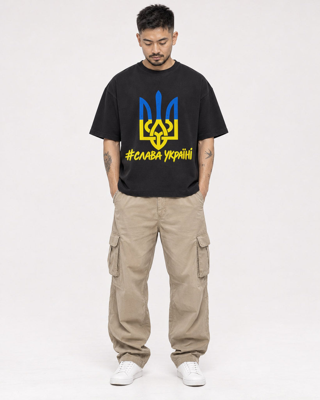 Mockup Boxy Heavyweight Tee Black male full-body 12