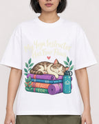 Mockup Boxy Heavyweight Tee White female close-up 32