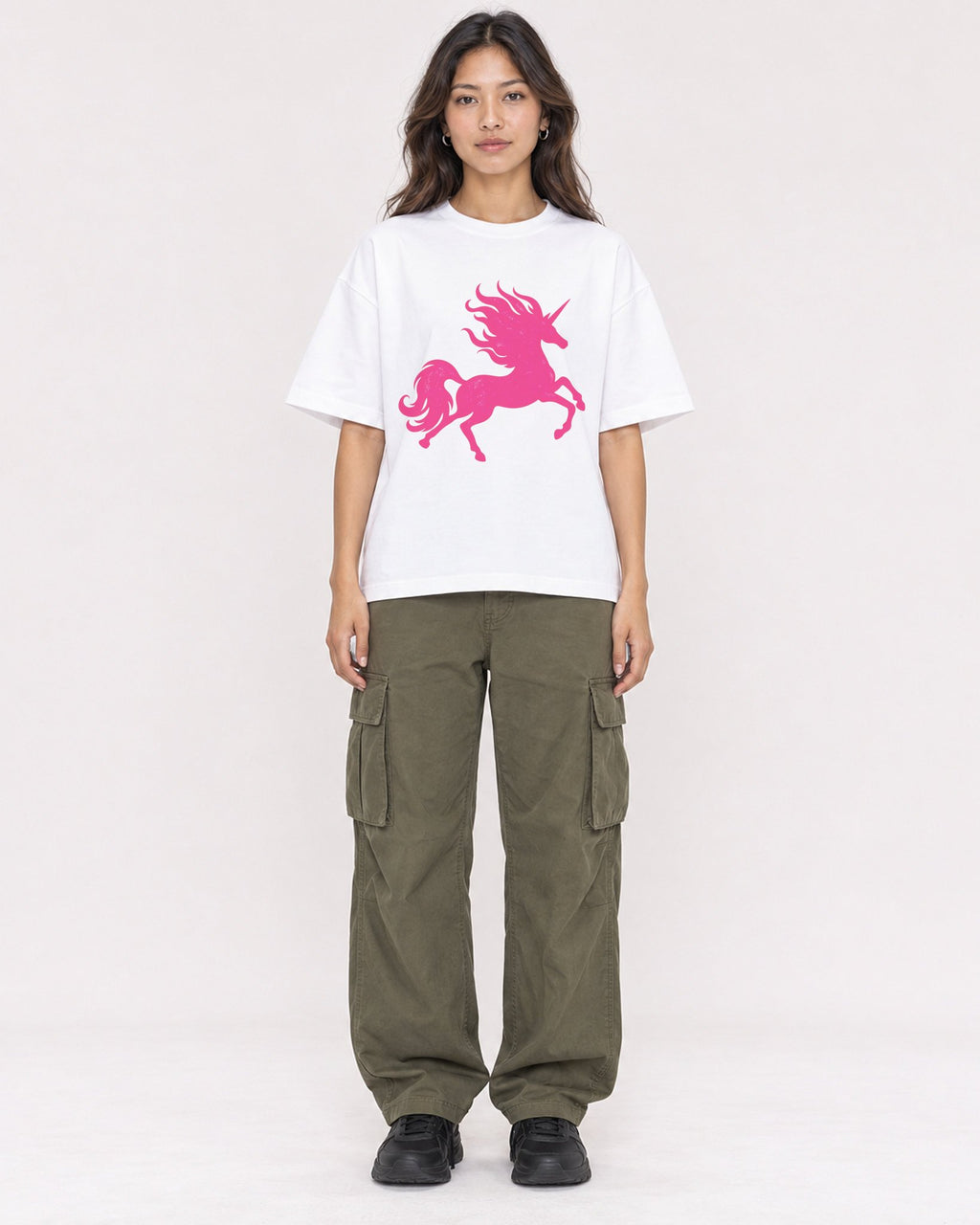 Mockup Boxy Heavyweight Tee White female full-body 02