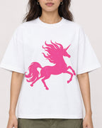 Mockup Boxy Heavyweight Tee White female close-up 02