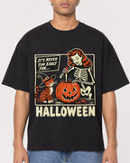 Mockup Boxy Heavyweight Tee Black male close-up 10