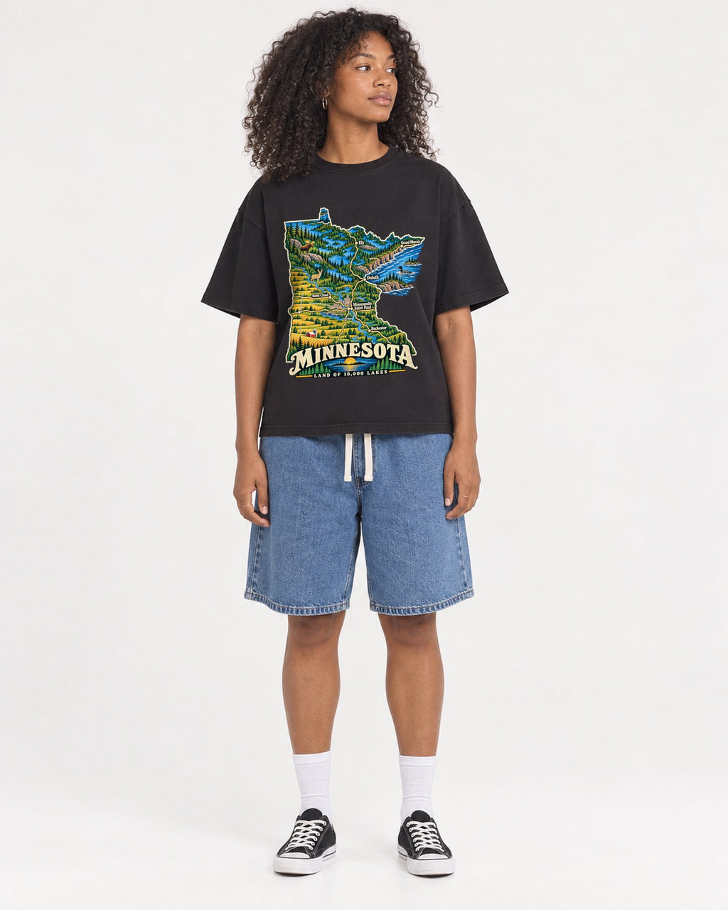 Mockup Boxy Heavyweight Tee Black female full-body 05