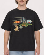 Mockup Boxy Heavyweight Tee Black male close-up 09