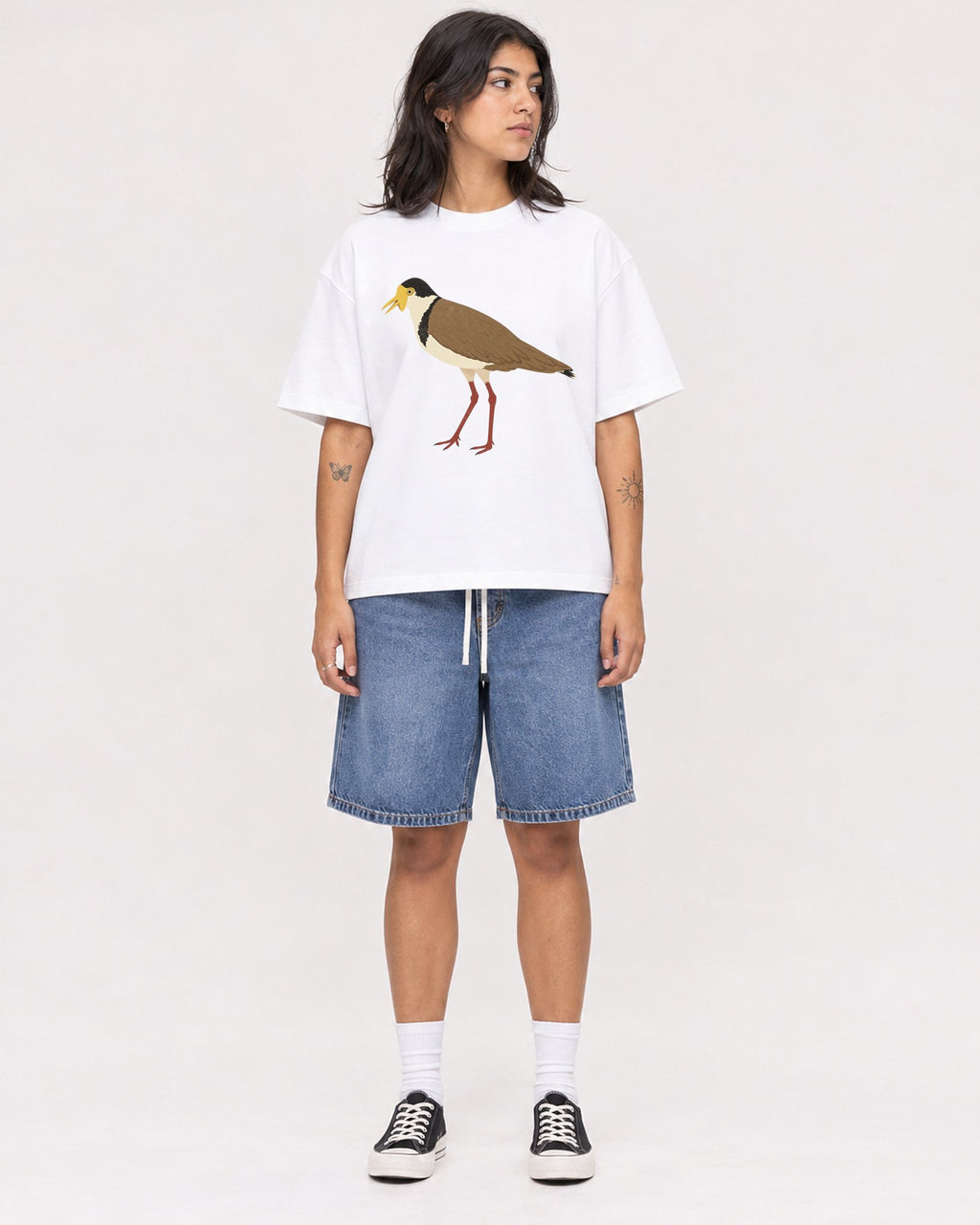 Mockup Boxy Heavyweight Tee White female full-body 36