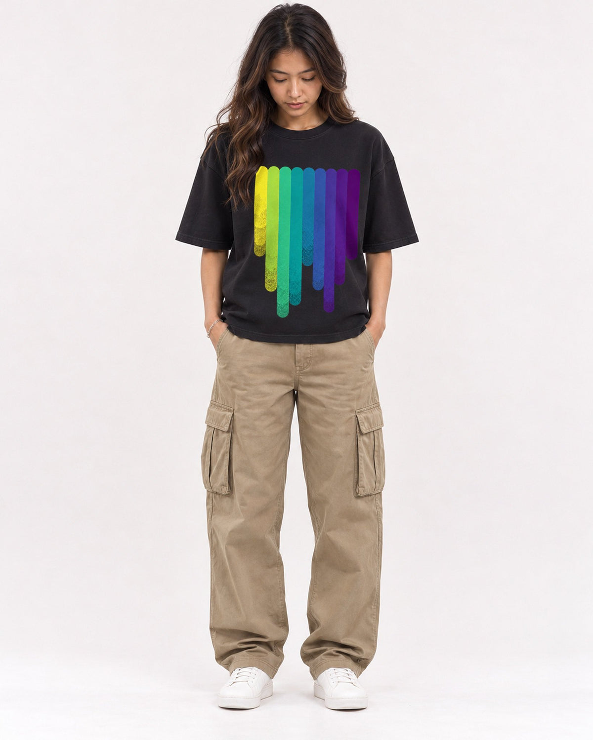 Mockup Boxy Heavyweight Tee Black female full-body 02