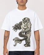 Mockup Boxy Heavyweight Tee White male close-up 06