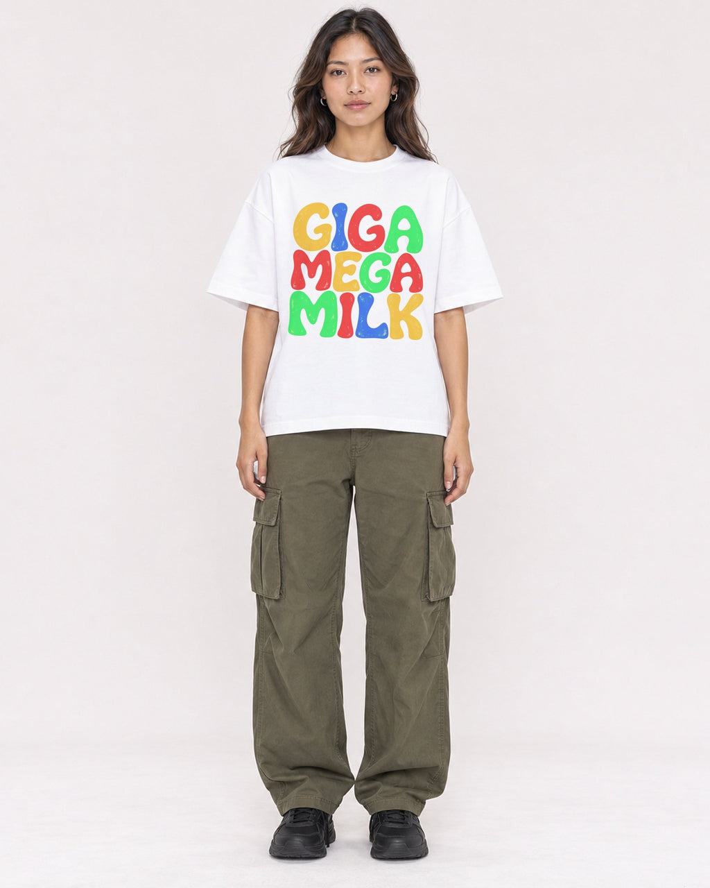 Mockup Boxy Heavyweight Tee White female full-body 02