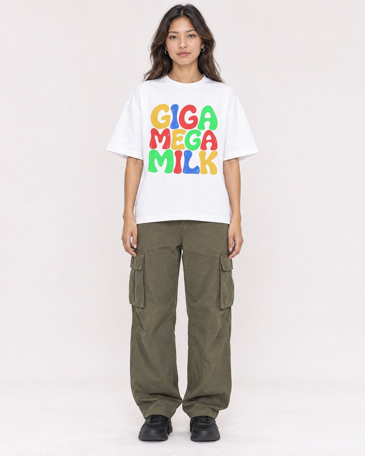 Mockup Boxy Heavyweight Tee White female full-body 02