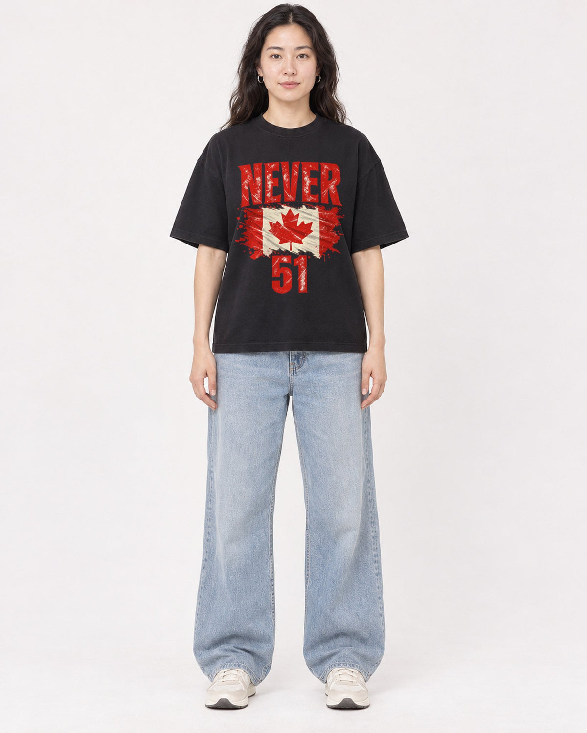 Mockup Boxy Heavyweight Tee Black female full-body 03