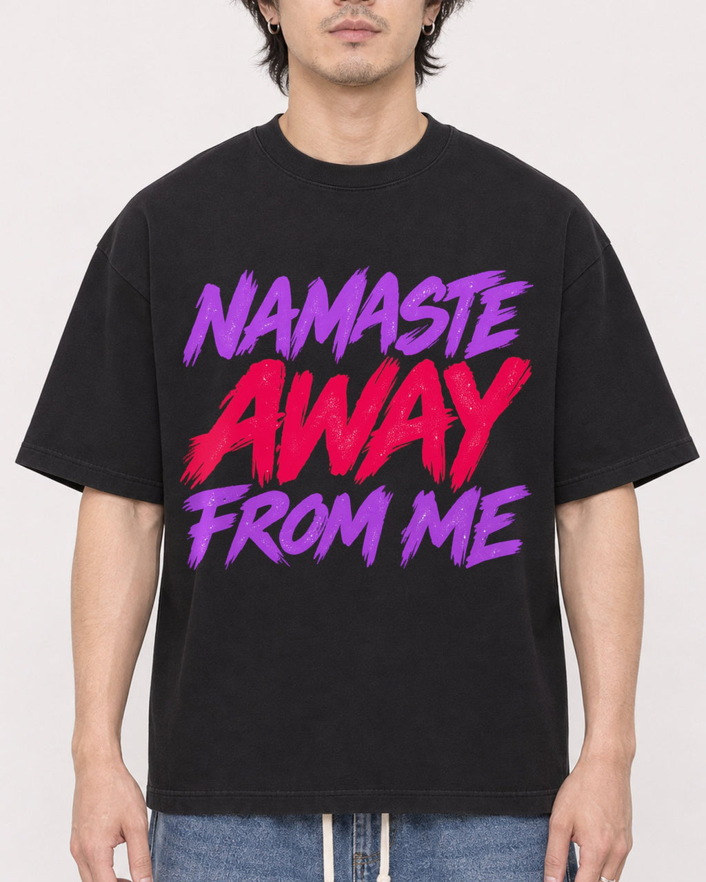 Mockup Boxy Heavyweight Tee Black male close-up 03