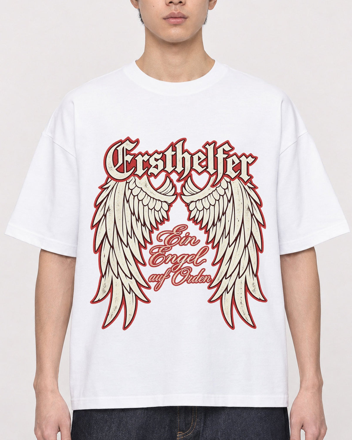 Mockup Boxy Heavyweight Tee White male close-up 01