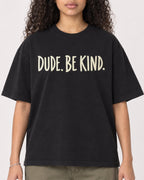 Mockup Boxy Heavyweight Tee Black female close-up 10