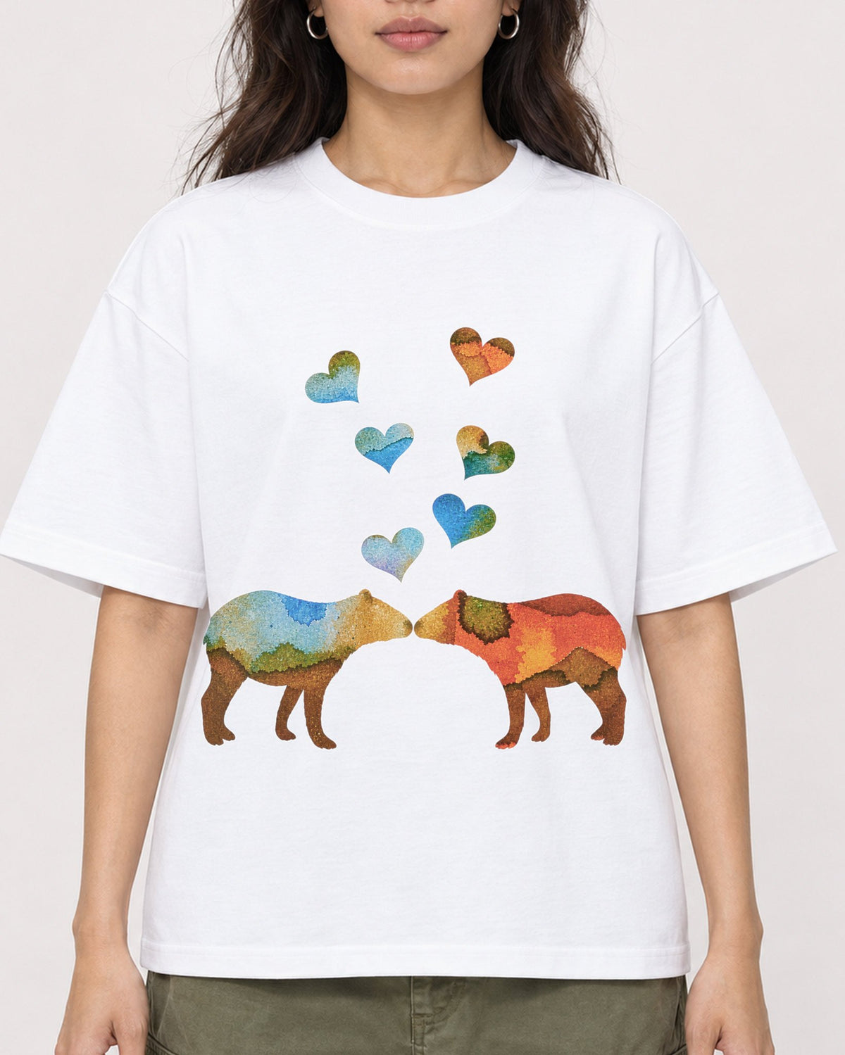 Mockup Boxy Heavyweight Tee White female close-up 02