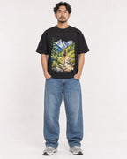 Mockup Boxy Heavyweight Tee Black male full-body 02
