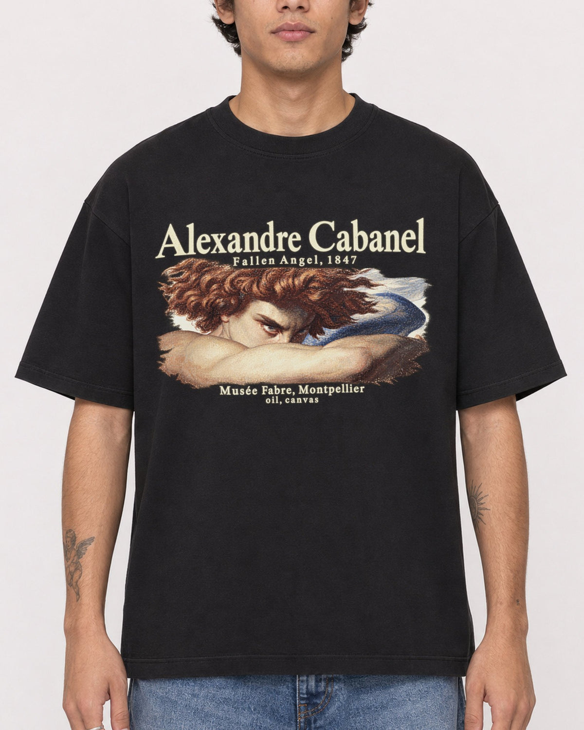 Mockup Boxy Heavyweight Tee Black male close-up 06