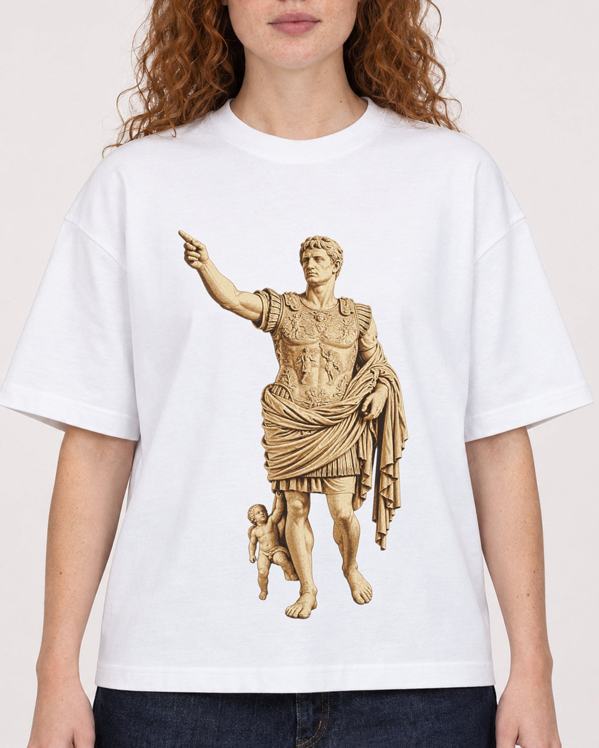 Mockup Boxy Heavyweight Tee White female close-up 09